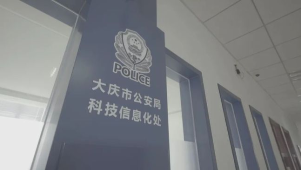 AI 大模型助力智能教育硬件升级-主题美化网