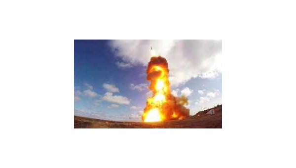 《冰汽时代》极端天气应对策略与决策技巧